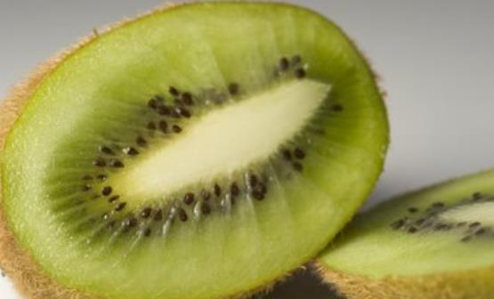 猕猴桃被誉为水果之王 关于吃猕猴桃的禁忌-八凡集