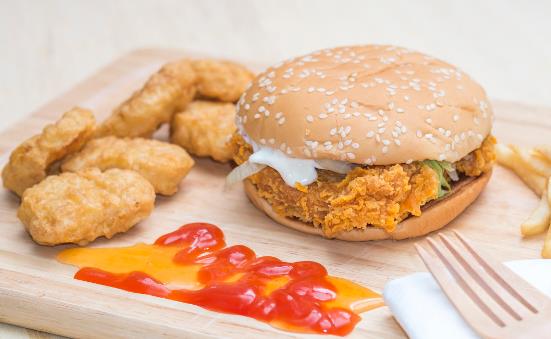 远离垃圾食品活到103岁 可以替代垃圾食品的食物分享-八凡集