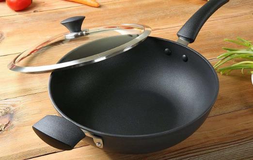 炒锅使用方法及选购须知 不锈钢锅不宜长时间盛盐-八凡集