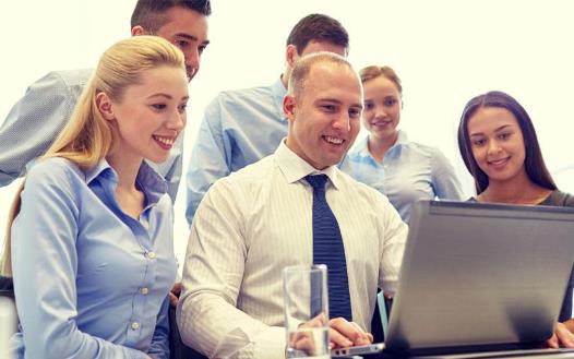 职场白领避免健康和心理问题 给心理排毒的八种方式-八凡集