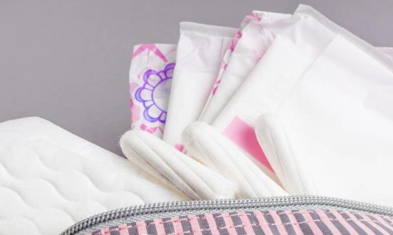 卫生巾使用提醒 使用卫生巾前要洗手-八凡集