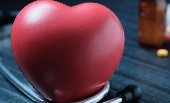 猝死离我们并不遥远 4个习惯远离预防心脏性猝死-八凡集