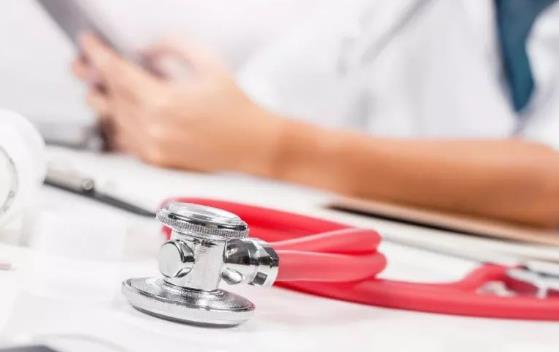 中老年人稍有疏忽就易发生心衰 12招预防心衰-八凡集