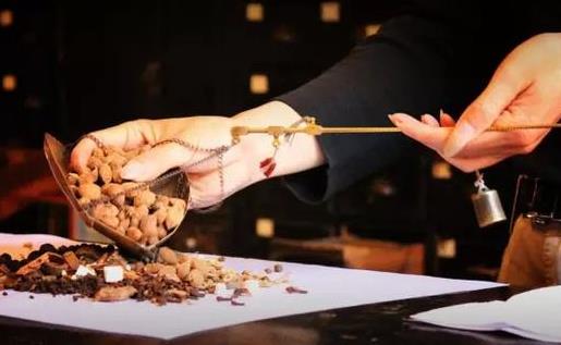 中医有着独特的功效 中医教你养身备孕-八凡集