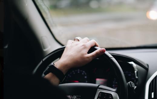 开车必看 这些常识新手司机一定要牢记-八凡集