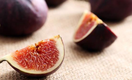 痔疮对健康损害较大 推荐13款巧治痔疮小偏方-八凡集