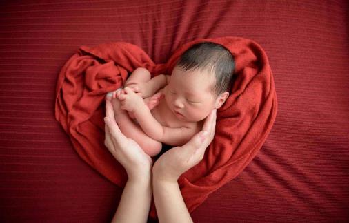 家有睡觉困难户的家长看过来 最标准的婴儿作息公开-八凡集