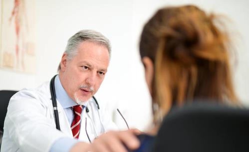 进入更年期的女人,这些迹象“蠢蠢欲动”,别等降临了才