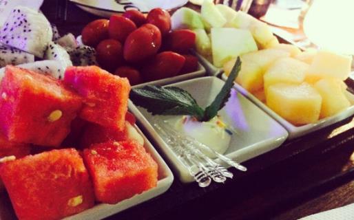 饭后是保健养生的好时机 饭后不能做的事-八凡集