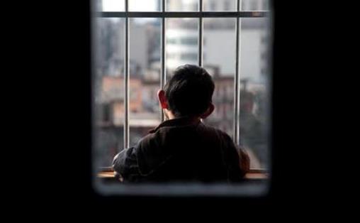 精神分裂不去治会怎么样 精神分裂症会遗传吗-八凡集