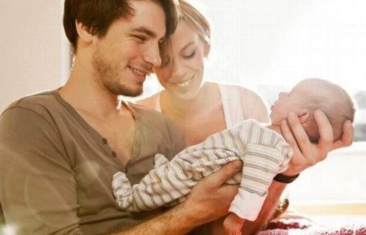 宝宝多大可以竖着抱?抱宝宝还有这么多学问