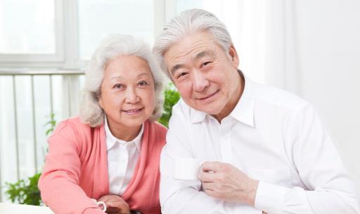 人勤身不垮老年养生需要勤 勤快对老人的身体有好处-八凡集