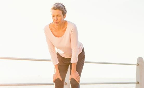 老人锻炼运动不逞强 选对方式和方法最重要-八凡集