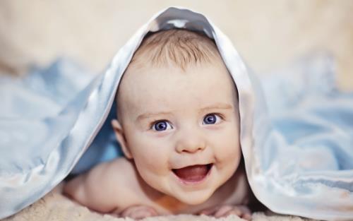 选择婴儿用品的独家秘笈 婴儿用品选择的原则-八凡集