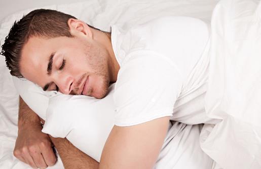 前列腺癌的早期症状 前列腺癌护理须适当补充钙元素-八凡集