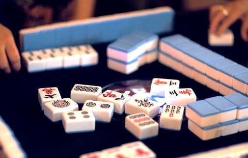 研究发现打麻将有益心理健康 打麻将要忌讳的三件事-八凡集