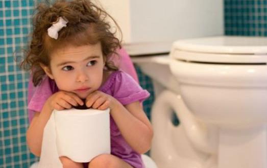 便秘虽不是大病但危害却不小 宝宝便秘的调理方法-八凡集