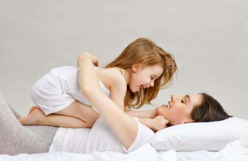 宝宝多大可以竖着抱?抱宝宝还有这么多学问