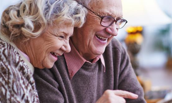 锻炼有助于改善老年人病情 最适合老人的8种在家锻炼法