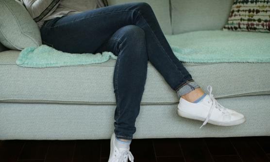 常跷二郎腿危害多