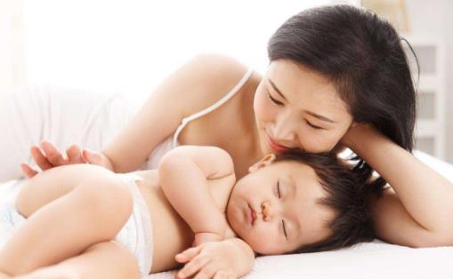 孩子独睡的好处多 自己独睡的孩子起床气更小-八凡集