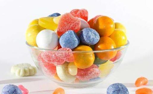 养成良好的口腔卫生习惯 孩子也能偶尔吃块糖-八凡集