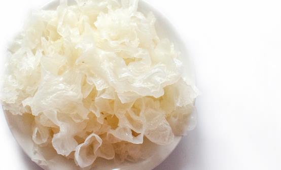 女人养生必吃养阴食物 蜂蜜能补肺阴不足-八凡集