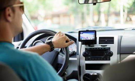 驾车族的职业病 适合驾车族的饮食-八凡集