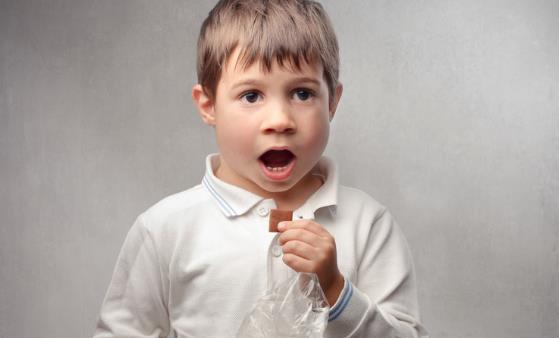 孩子肥胖的4个原因 儿童健康减肥应减少高热量食物摄入-八凡集