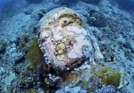 “海底佛寺”在东南亚的海底被发现 佛像完好保留-八凡集