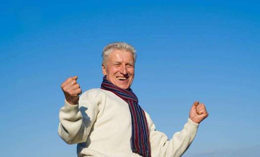 老年人早晨性爱很不错!