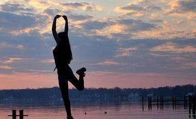 高情商的祝别人生日快乐(生日文案短句干净)-八凡集