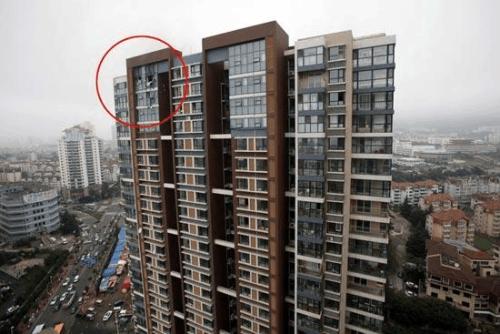 我买了高层一楼感受(住高层顶楼真实感受)-八凡集