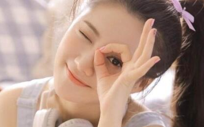 用春天激励人的说说(形容春天花的短句子)-八凡集