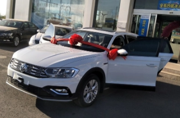 今年买的车明年上牌可以吗(新车有必要拖到1月份上牌吗)-八凡集