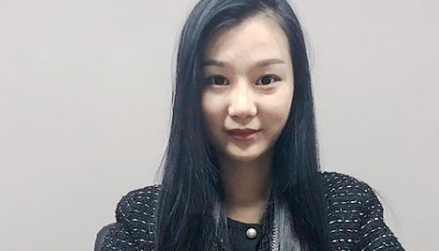 为什么理发店吹头发就不毛躁（头发毛躁洗直还是软化）-八凡集