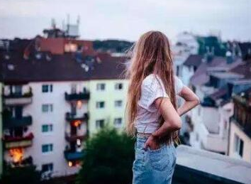 男人一看就会加的网名(容易撩到男人的名字)