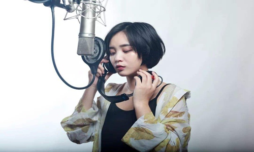 想你就乱乱乱头绪是哪首歌,抖音找一个字代替伤感又落寞