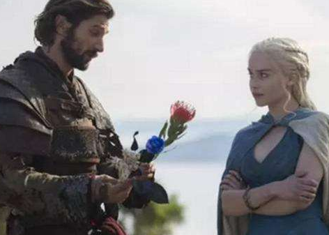 权利的游戏龙母被上几次(龙妈一共睡过几个男人)-八凡集