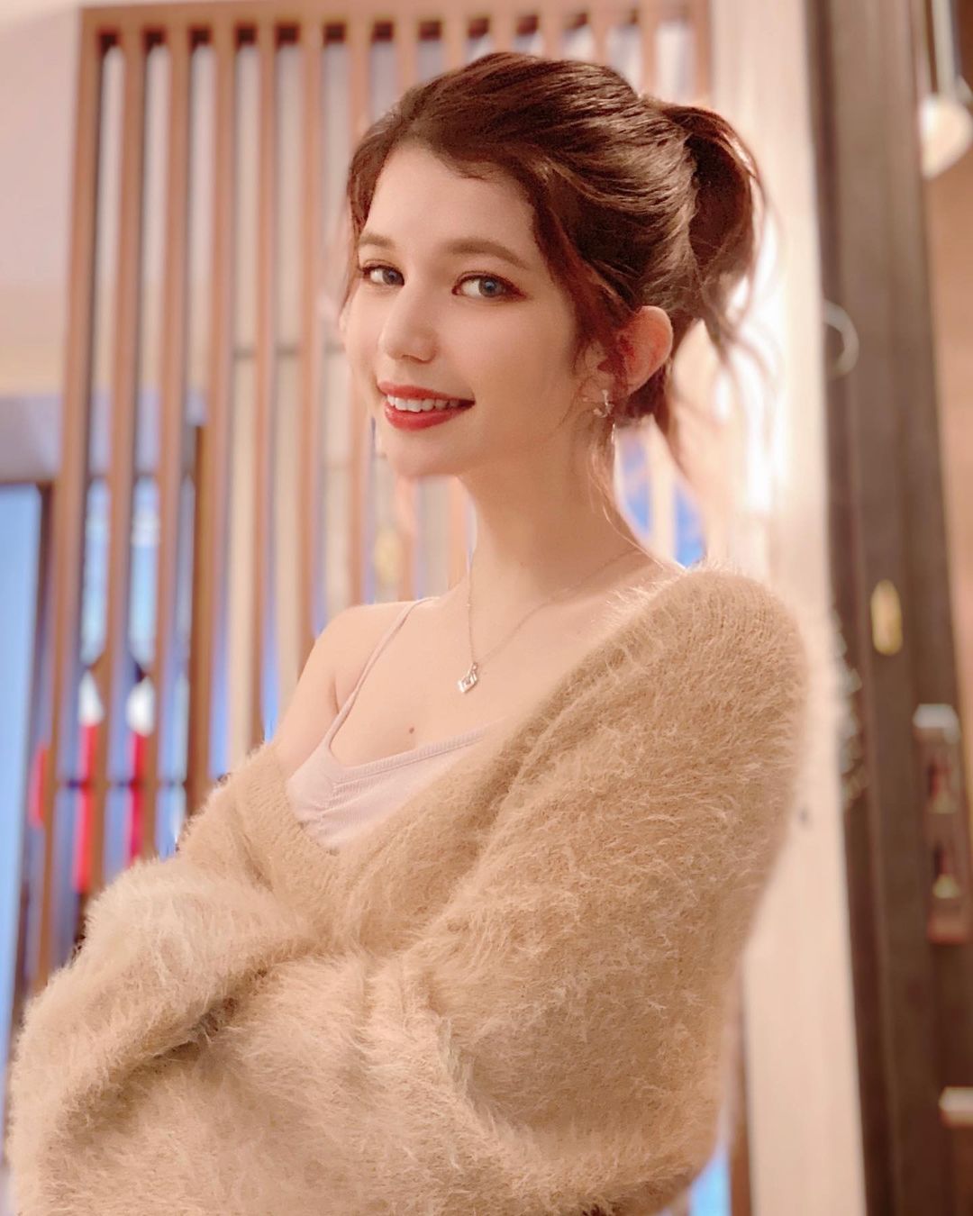 Lauren花恋(ローレン花恋)作品STARS-607介绍及封面预览