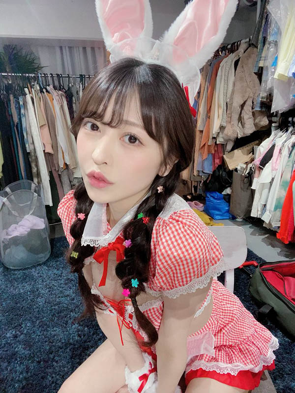 22岁高颜值长腿女优《森日向子》最新作品推荐介绍及封面预览