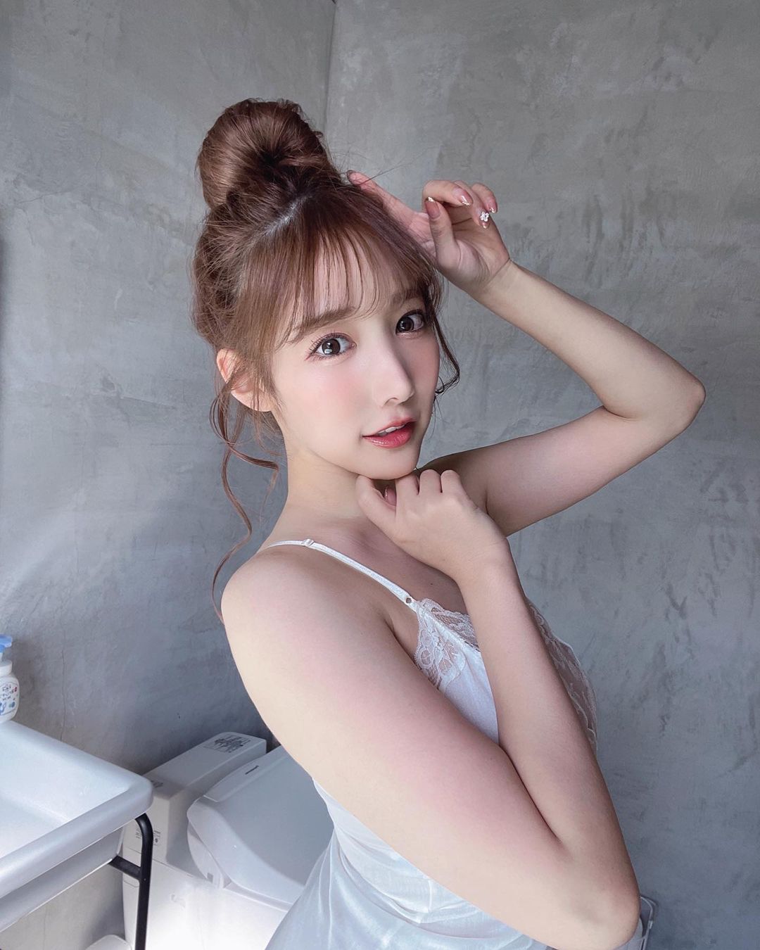 猛虎出闸H CUP《小宵虎南》精选作品推荐介绍及封面预览