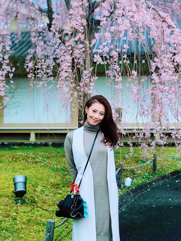 《多田有花》个人简历及代表作作品推荐介绍预览-八凡集