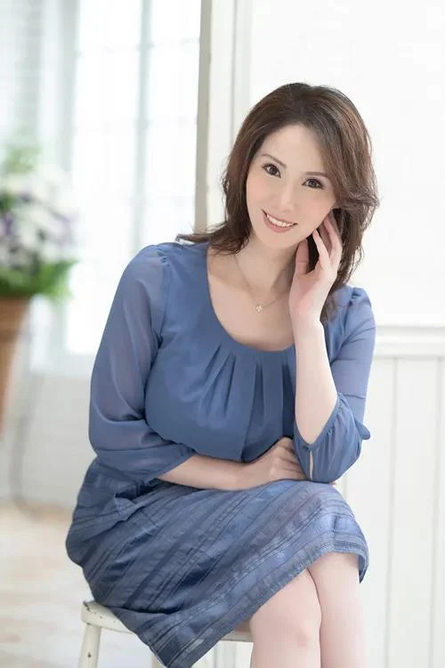 《山口珠理》精选品番作品推荐介绍及预览-八凡集